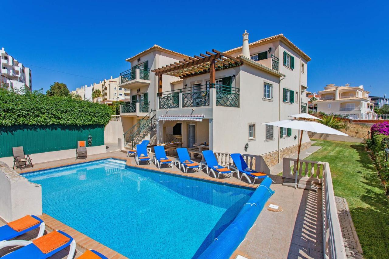 Ritzy By Plus Villa